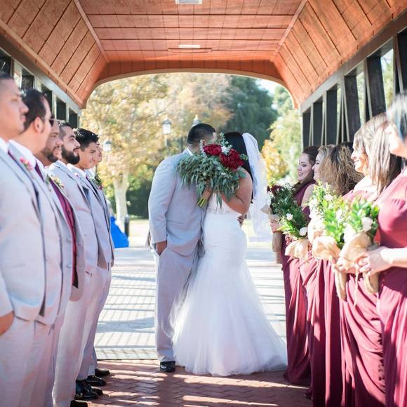 Meet your Posher, Gabrielle - Picture 2 of 5